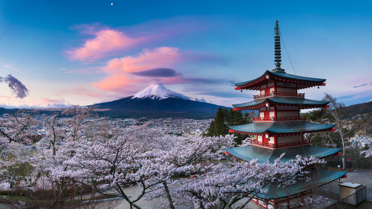 Władze zirytowane zachowaniem turystów zasłonią wulkan Fudżi