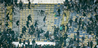 Tysiące ludzi szturmowały bramy stadionu przed meczem Afrykańskiej LM. Jedna osoba nie żyje