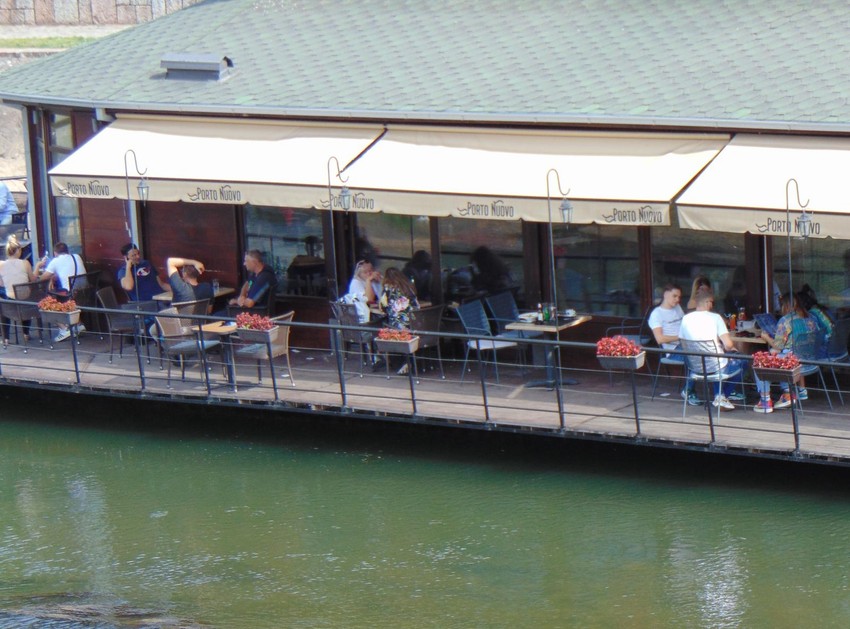 Jedini splav u Nišu u centru grada na keju