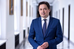 RPO chce wiedzieć, na jakiej podstawie minister Adam Niedzielski ujawnił dane lekarza