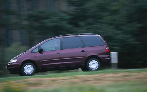 VW Sharan, Ford Galaxy, Seat Alhambra - Z jednej taśmy