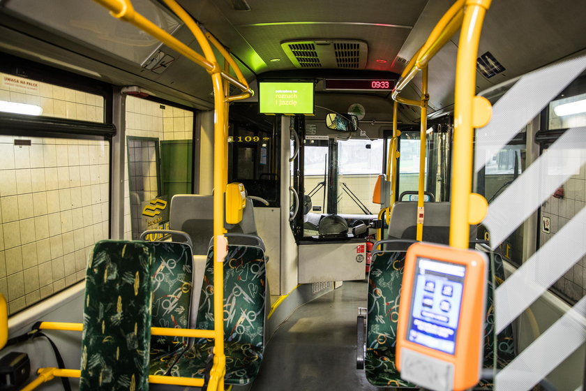 Nowoczesne ekrany w poznańskich autobusach