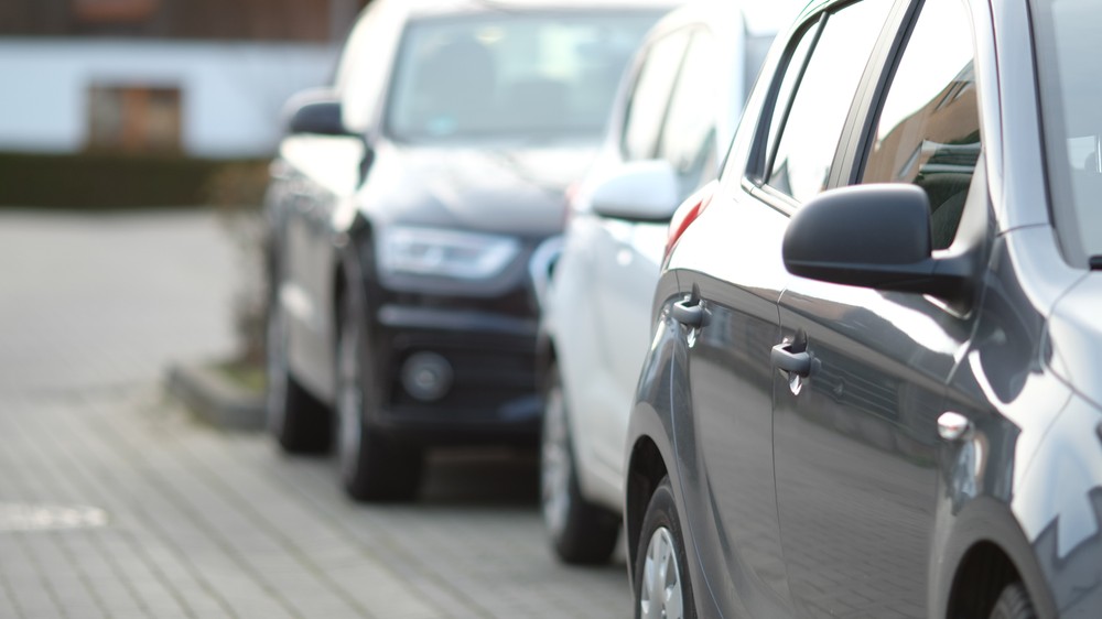 Na tieto ojazdené vozidlá už Slováci kašlú, v kurze sú drahšie kúsky s luxusnou výbavou.