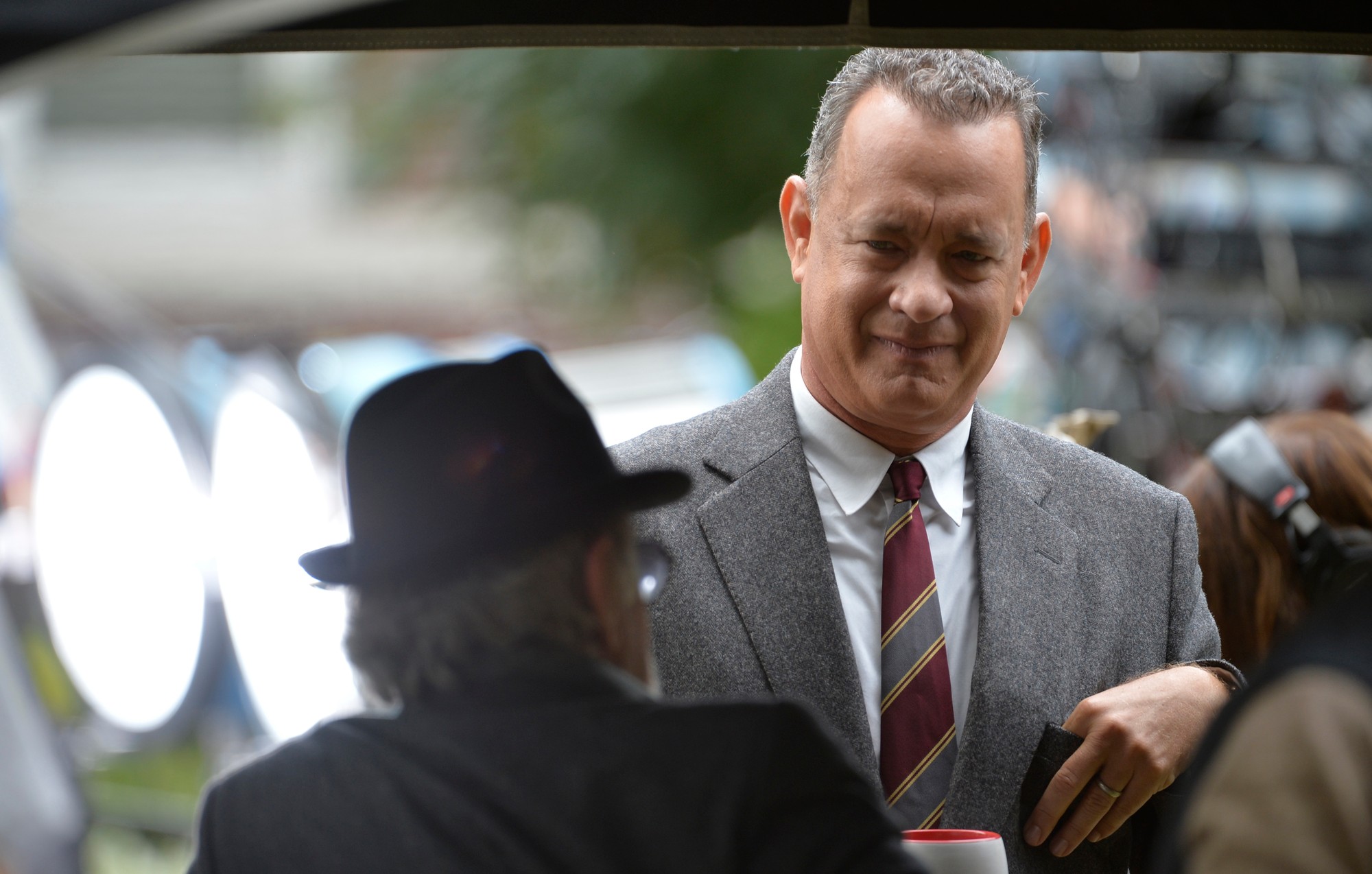 Herec Tom Hanks počas nakrúcania filmu St. James Place 7. októbra 2014 v New Yorku.