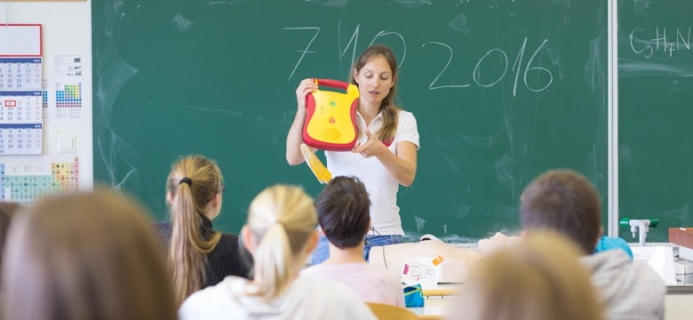 Podwyżki dla nauczycieli? 35 miliardów złotych to za dużo? MEN szuka tańszej wersji