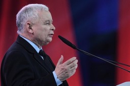 Zapowiedzi prezesa PiS rozsierdziły urzędników i nauczycieli. "Czekamy do piątku"