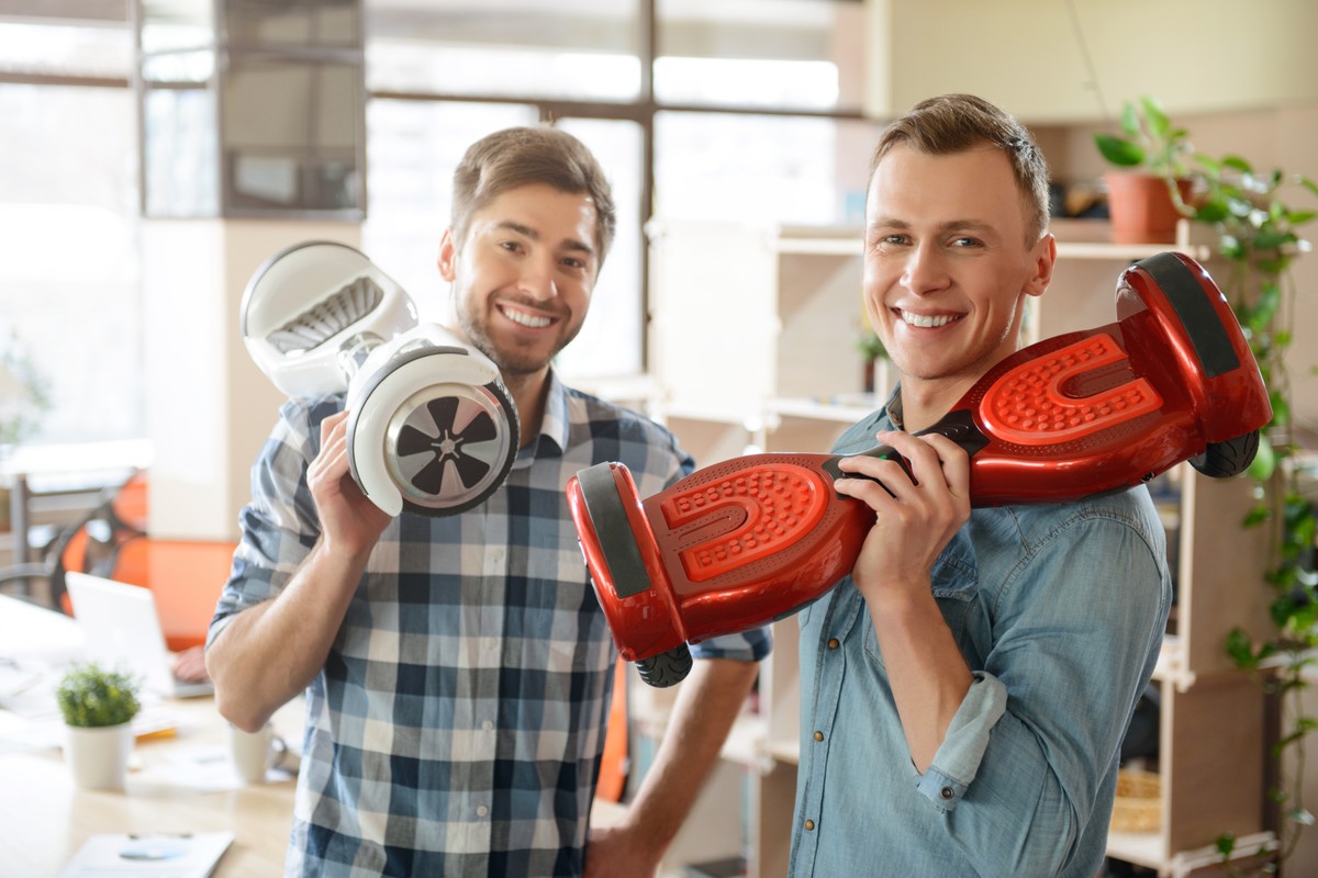 Z artykułu dowiedzą się Państwo, także o tym jak hoverboardy stają się groźną bronią w wojnie w Ukrainie. Zdjęcie poglądowe.