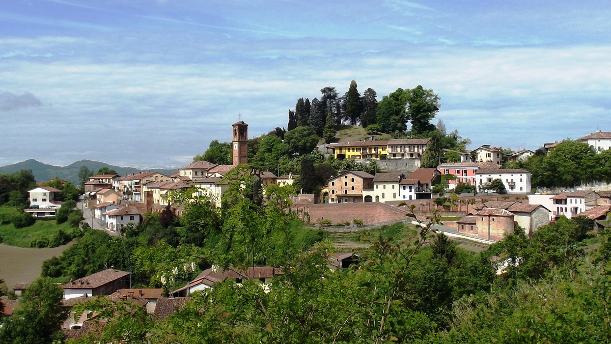 Referendum w sprawie bicia kościelnych dzwonów trwa w miejscowości Mombello Monferrato, w Piemoncie, na północy Włoch. W ten sposób lokalne władze postanowiły rozwiązać pogłębiający się spór wśród mieszkańców - podała prasa.