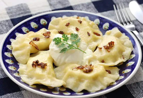 Najlepszy farsz na pierogi ruskie: smakuje jak u babci!