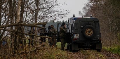 Makabryczne odkrycie pod Hajnówką. W lesie znaleziono ciało mężczyzny. Trwają poszukiwania zaginionej dziewczynki