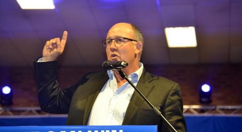 Democratic Alliance Mayoral candidate for the Nelson Mandela Bay munincipality, Athol Trollip gestures during his parties election campaign in Port Elizabeth, South Africa, July 24, 2016. 