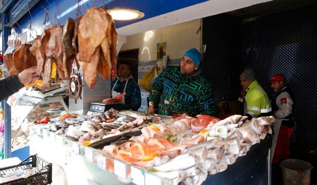 ribarnica pijaca na dan doceka nove godine 31216 RAS foto OLIVER BUNIC12 preview