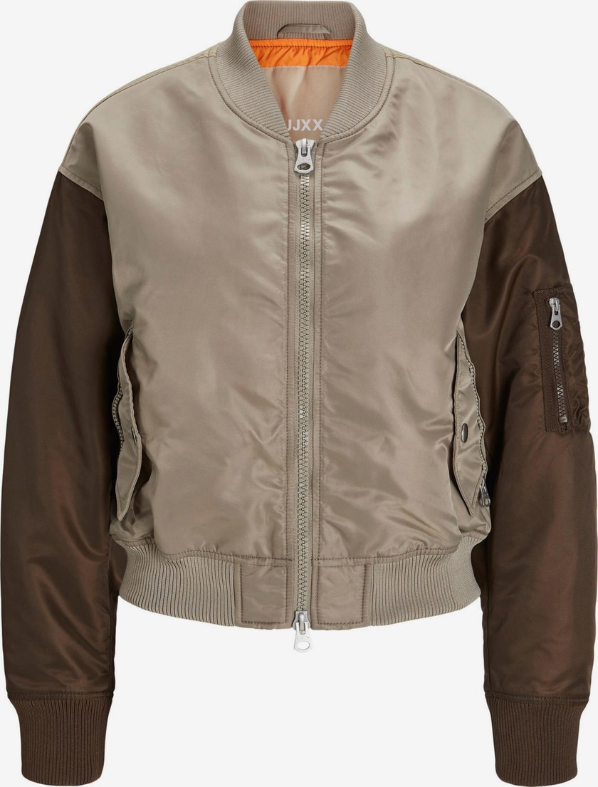 Veste marron de JJXX pour environ CHF 85.–, via About You. 