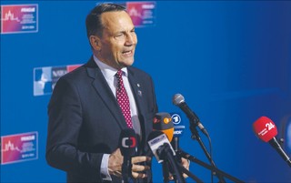 Atak rakietowy Putina na delegaturę UE. Szef MSZ zabiera głos