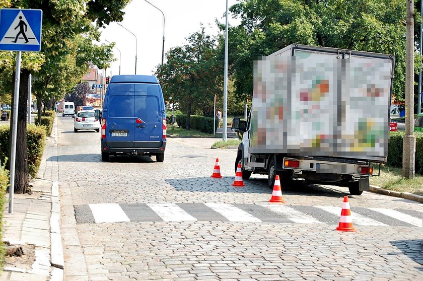 Busem potrącił matkę z dwójką dzieci