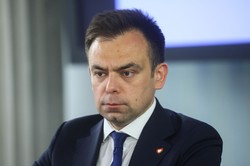 Sztandarowy projekt Tuska nie ruszy? Minister finansów: Szanse radykalnie spadają