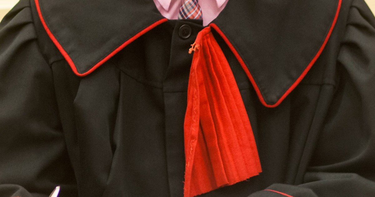 Prokurator jechał po pijanemu? Po kolizji nie chciał dmuchać w alkomat. "Zatrzymany"