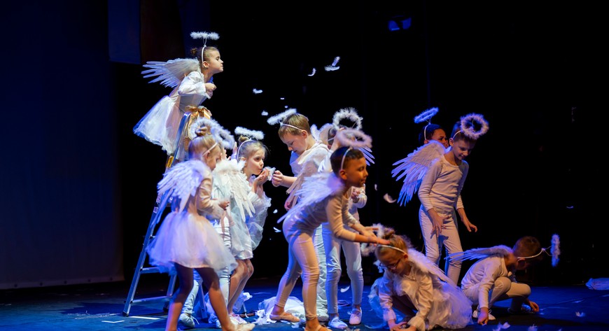 Aniołkowe granie w Teatrze Lalek  