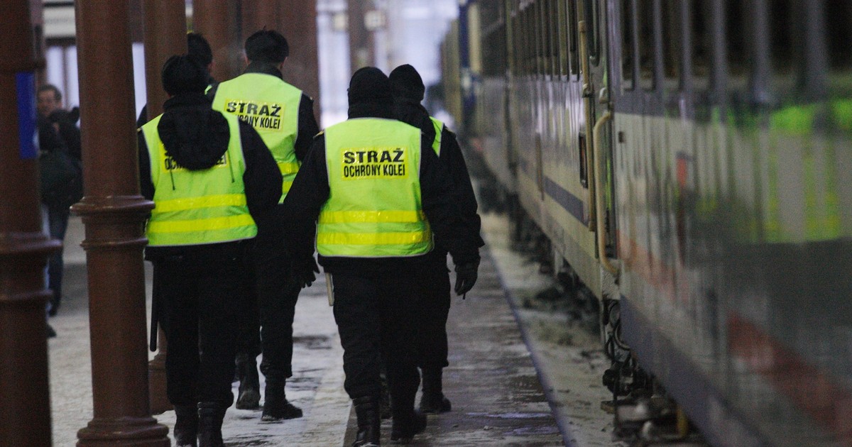 Ile zarabia SOK-ista? Pokazali to czarno na białym