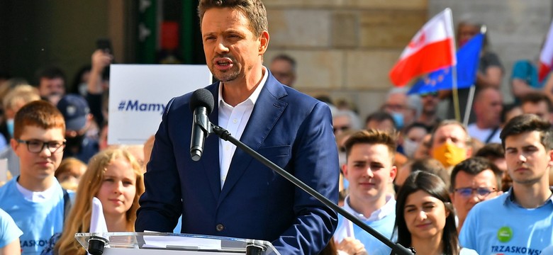 Trzaskowski pozywa TVP. Na liście świadków Kurski, Holecka i Pereira