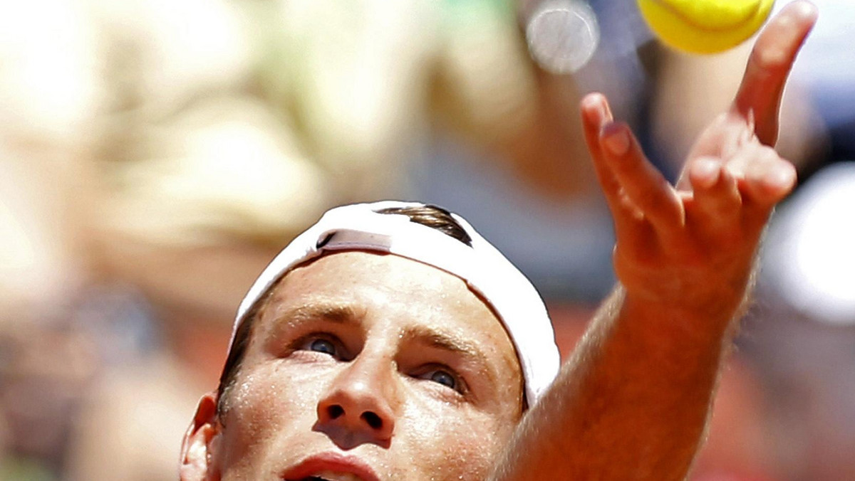Łukasz Kubot pokonał Potito Starace 6:3, 5:7, 6:2 w pierwszej rundzie turnieju ATP Masters 1000 w Rzymie (pula nagród 2 950 475 euro). W kolejnej fazie na drodze Polaka stanie Tomas Berdych z Czech, rozstawiony z numerem siódmym.