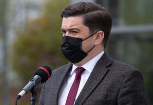 Andrusiewicz: Ponownie zapraszamy komitet protestacyjny na posiedzenie zespołu trójstronnego