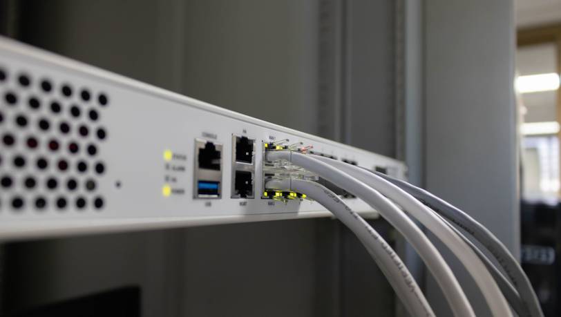Beliebte Netzwerk Switches mit 24x Gigabit-LAN-Ports im Vergleich