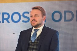 Ozdoba chce, by ABW "zweryfikowała" Sikorskiego. Grabiec: Szukajcie rosyjskich agentów u siebie