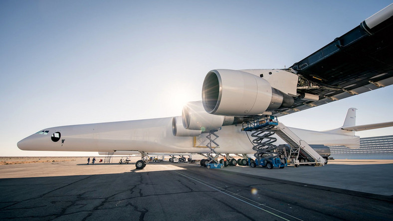 Stratolaunch Roc - największy samolot świata