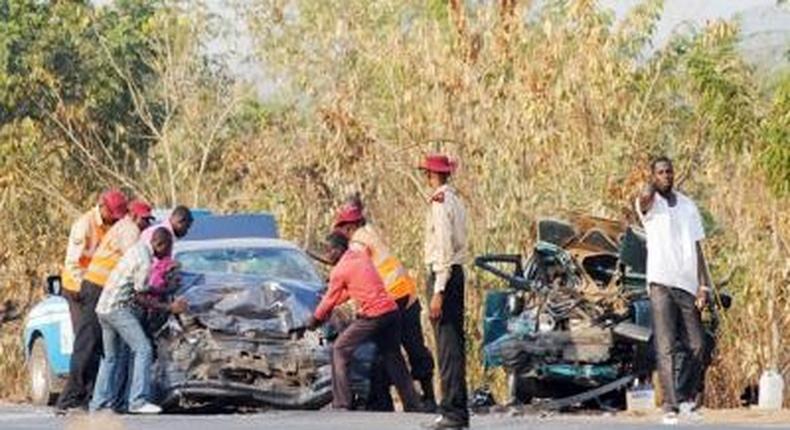 2 injured as car collides with truck on Agbara-Badagry expressway [Premium Times Nigeria]
