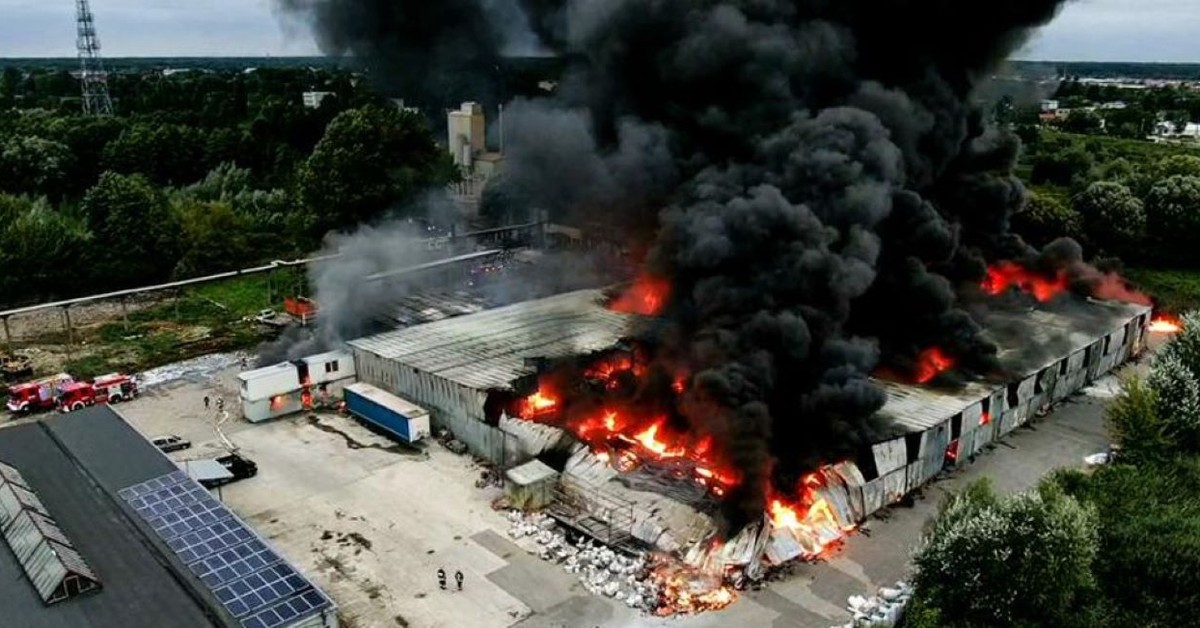 Rewolucja w Prawie budowlanym 2026. Nowy obowiązek w ociepleniach budynków. Trwa walka o nowe zasady przeciwpożarowe