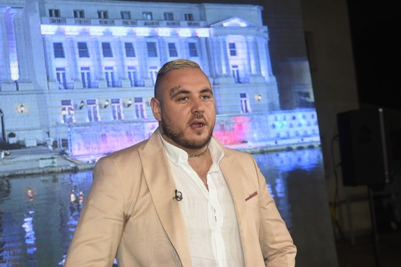 "TRAŽIO SAM DA ONA NE UĐE RIJALITI" Prvi intervju Filipa Cara nakon potpisivanja ugovora za Elitu 10: "Aleksandra još ništa ne zna"