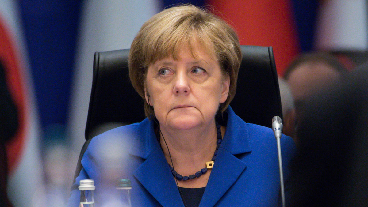 Niemiecka kanclerz Angela Merkel zaapelowała, by przywódcy najsilniejszych gospodarek świata zjednoczyli się w walec z terroryzmem i każdym militarnym zagrożeniem. Merkel bierze udział w szczycie G20 w Turcji.