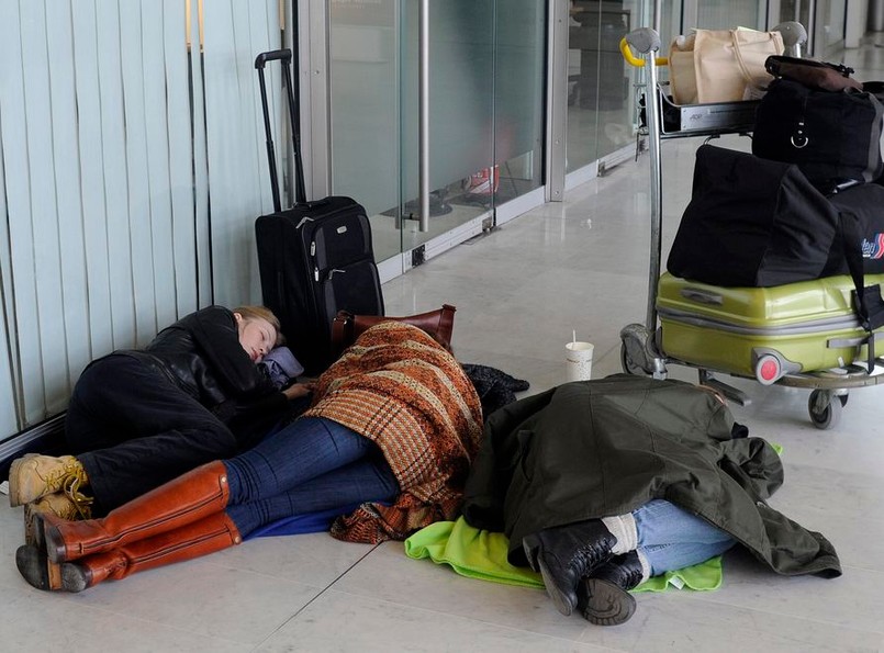 Lotniska odcięte od świata