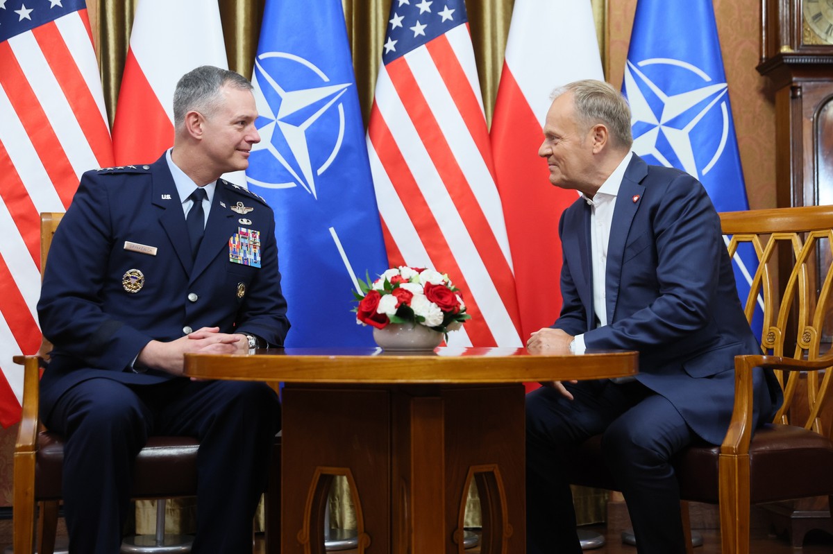 Tusk spotkał się z nowym dowódcą NATO. Grynkewich ostrzega przed konfliktem z Chinami i Rosją