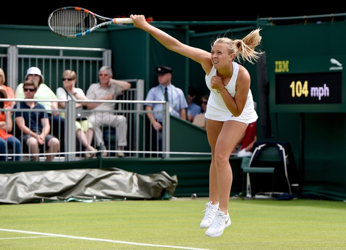 Na Wimbledonie już grają. Tenisistki pięknie prezentują się w bieli