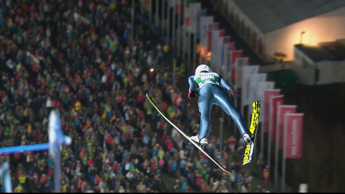 Dwukrotny mistrz olimpijski z Soczi bronił honoru Polaków podczas pierwszego konkursu 64. Turnieju Czterech Skoczni. Kamil Stoch w Oberstdorfie na inaugurację prestiżowej imprezy zajął 23. miejsce. – Mam swoje problemy i nie chcę mówić o kolegach. Musimy to przetrwać - powiedział Eurosport.Onet.pl.