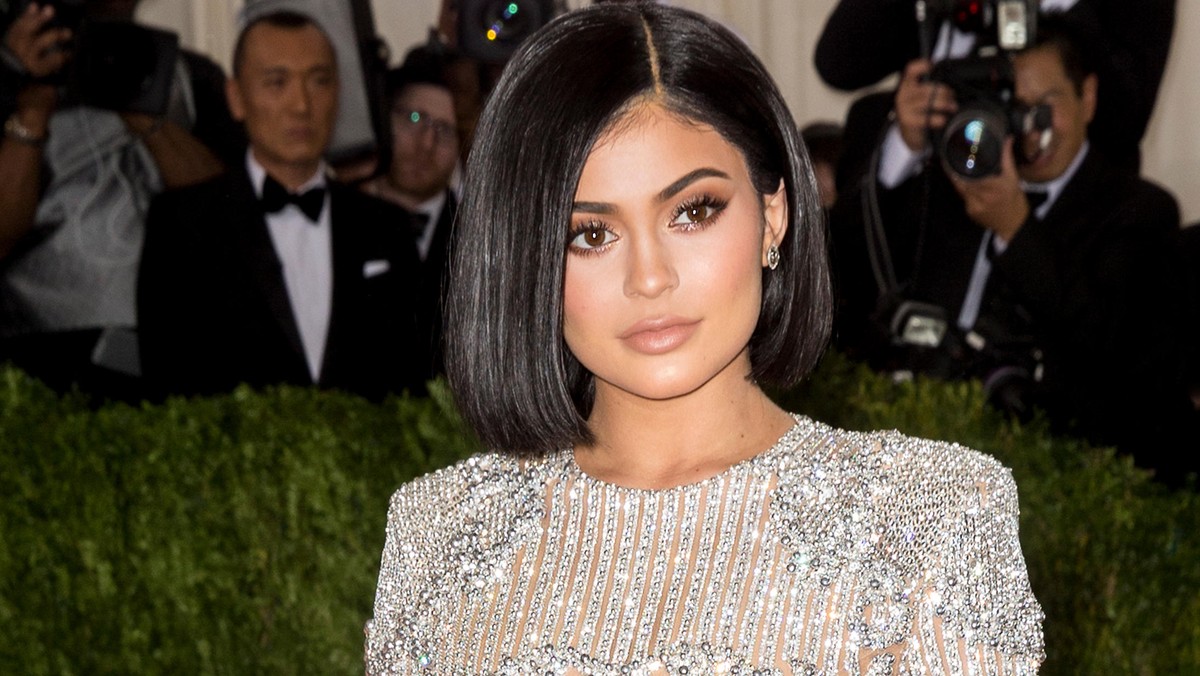 Kylie Jenner pokazała na Instagramie okładkę nowego "Vouge Czechoslovakia"