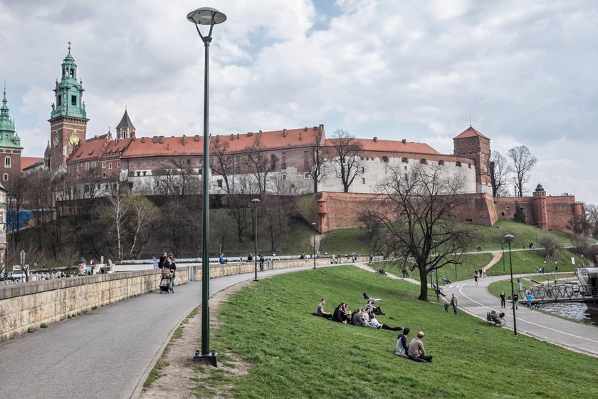 W Krakowie jest za mało przenośnych toalet