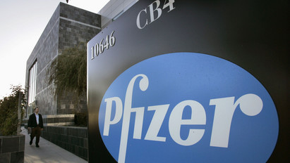 Izraelbe érkezett a Pfizer tablettájának első szállítmánya