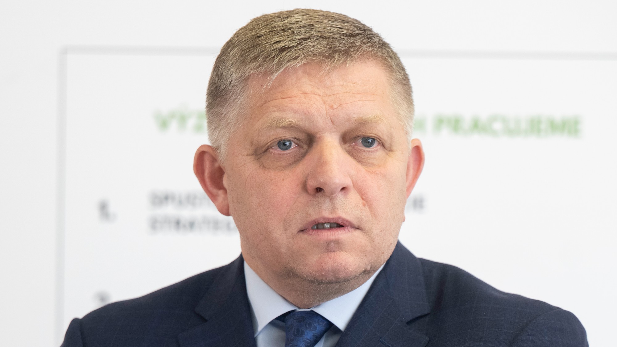 Predseda vlády SR Robert Fico (Smer-SD).