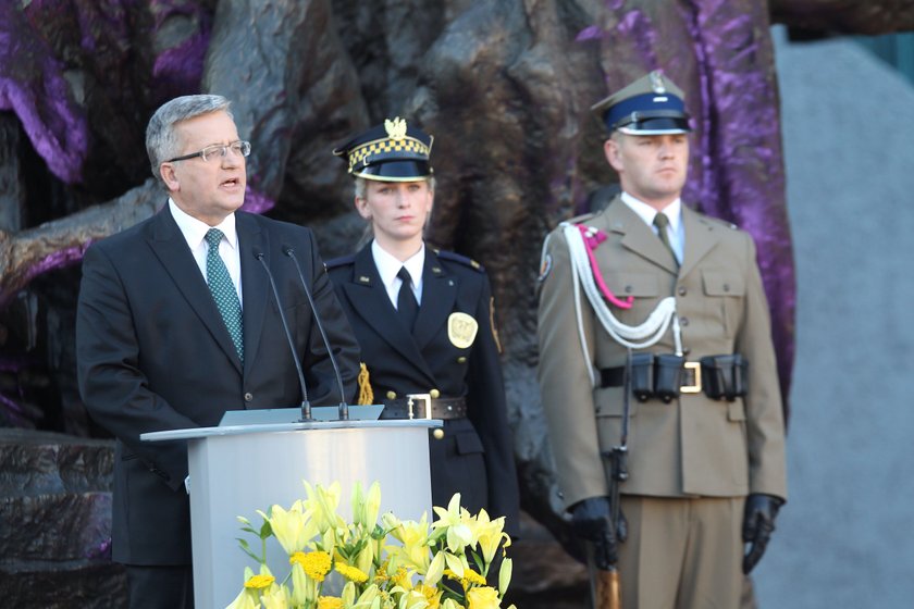 Trwają piątkowe obchody 71 rocznicy wybuchu Powstania Warszawskiego