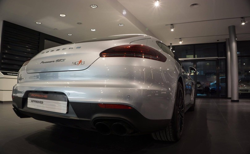 Porsche panamera GTS