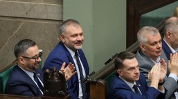 klub "centrum" wstrząsnął sejmem. szłapka zdradza, czy będą zmiany w r