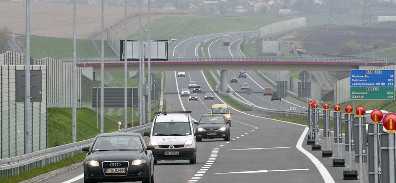 Dziewięć aut zderzyło się w dwóch wypadkach na A4