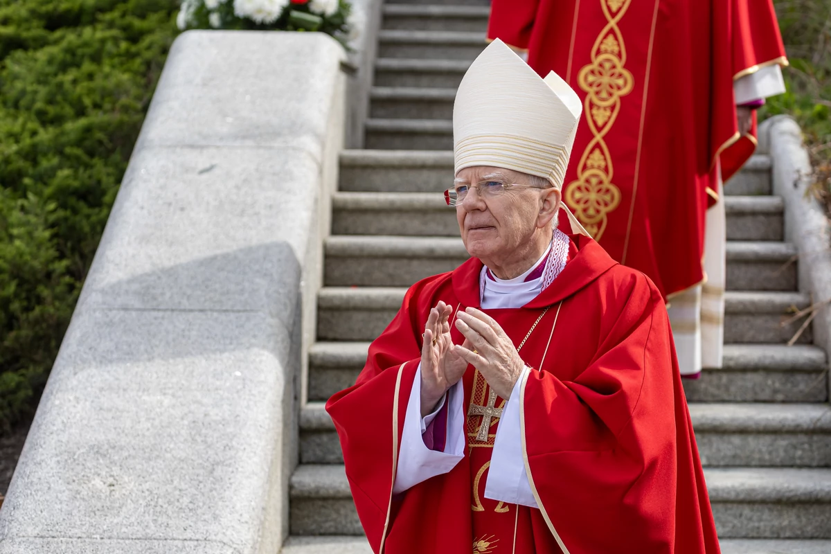  Castel Gandolfo abp. Jędraszewskiego. Kuria eksmitowała księdza z dnia na dzień