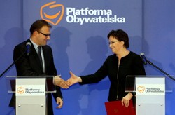 Platforma odbija PiS-owi Radom. Witkowski pokonał Kosztowniaka