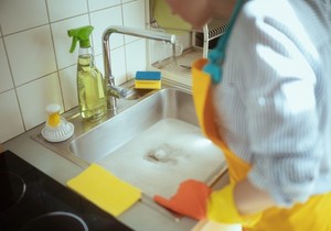 Začepljena sudopera