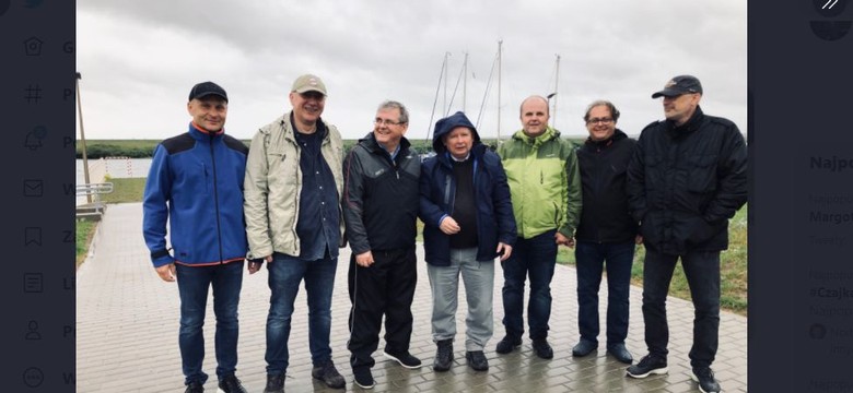 Wakacyjny wypad Kaczyńskiego na Pomorze Zachodnie. Brudziński pokazał ZDJĘCIA