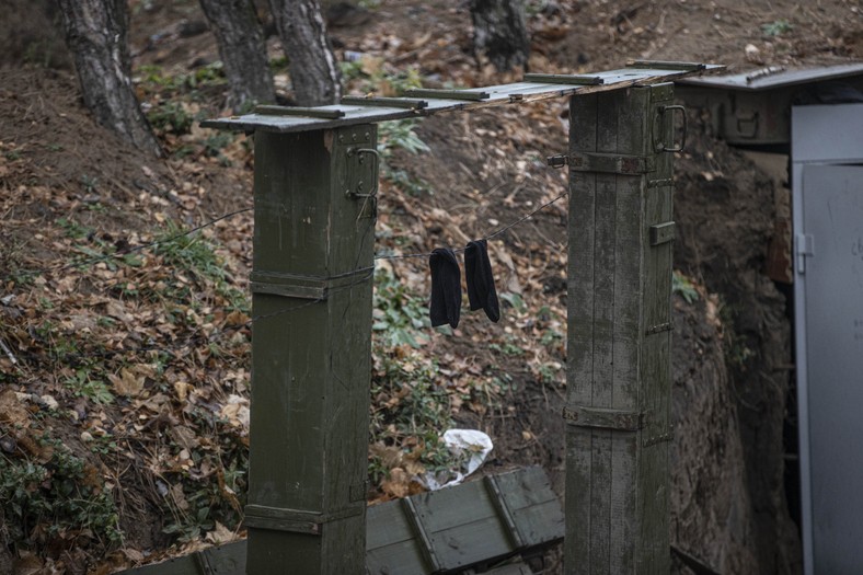 Soldiers' personal belongings were in the Russian trenches